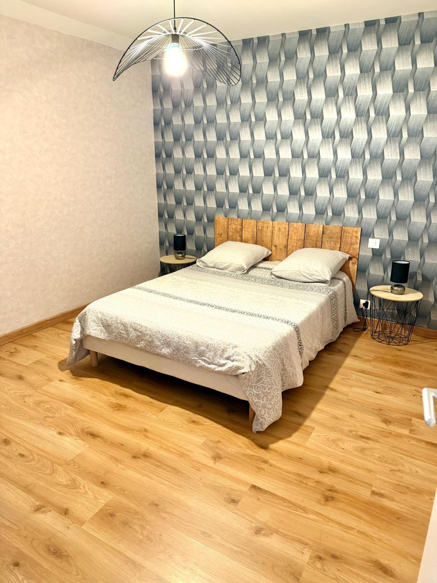 Le Petit Phuket Apartment Saint-Laurent-sur-Saone Exterior photo